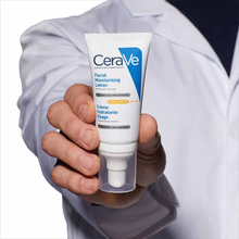 CeraVe Facial Moisturising Lotion AM SPF50 (52ml)